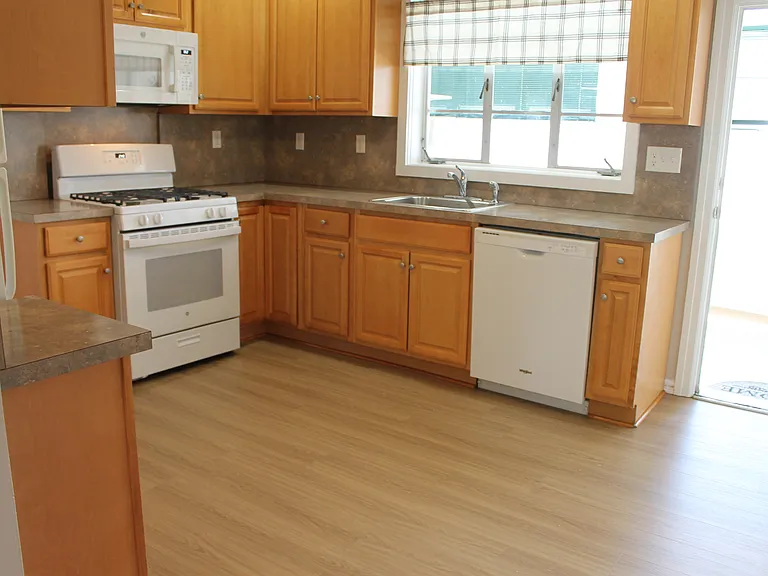 88A W Hanover Ave #A — Photo 2