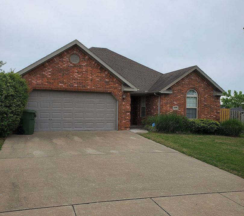 1st image of 6117 S 39th St