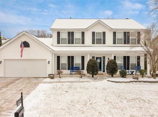 521 Crown Passage Dr, Saint Charles, MO