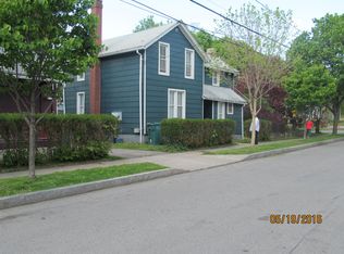 37 Carlton St, Rochester, NY 14607