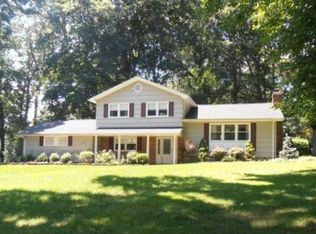 41 Carnegie Ct, Middletown, NJ 07748