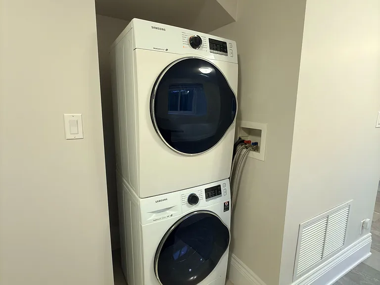 11 Uno Dr — Photo 6