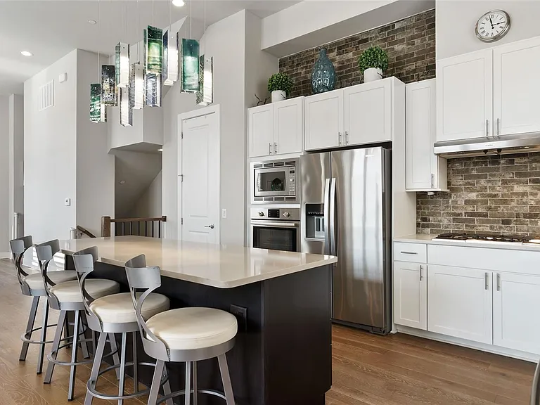 1411 Town Creek Dr #4 — Photo 10