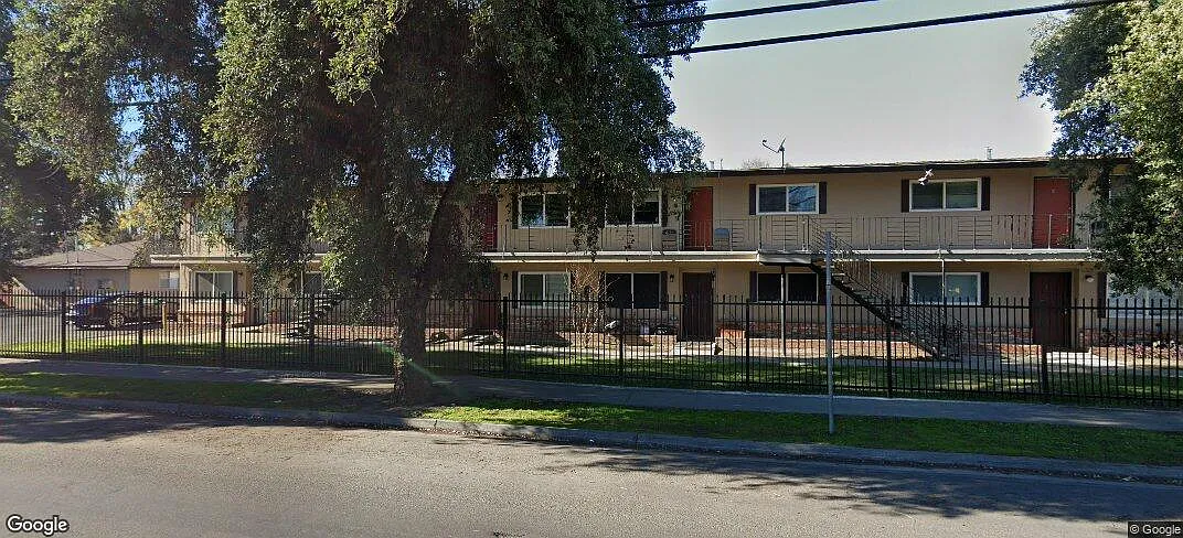 2 bed, 950 sqft, $1,550 — Photo 1