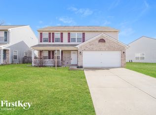 7241 Graymont Dr, Indianapolis, IN
