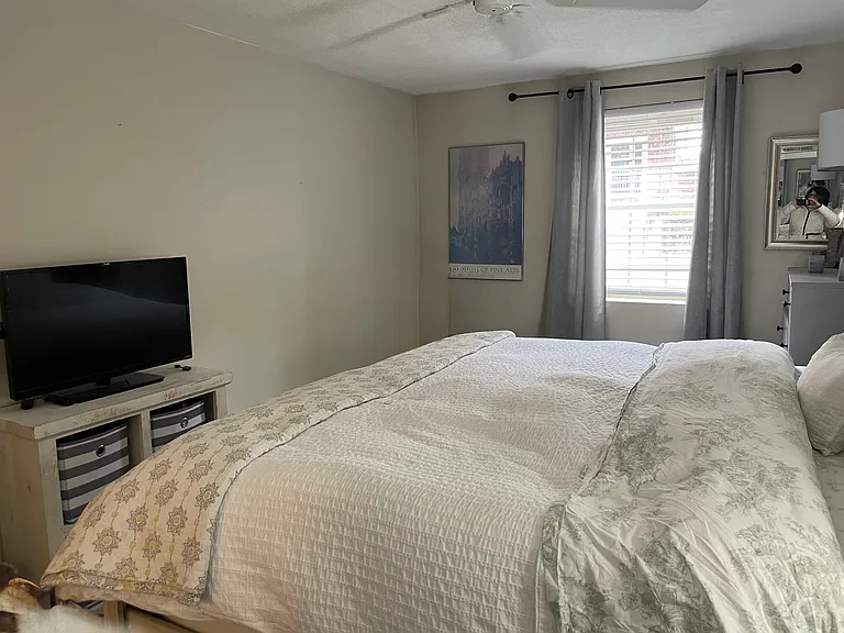 276 Albion St #2 — Photo 15