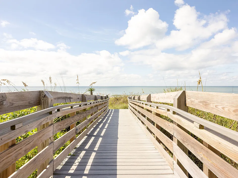 106 Coastal Point Dr #103