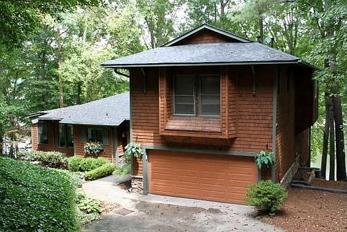 3776 Loch Highland Pkwy NE