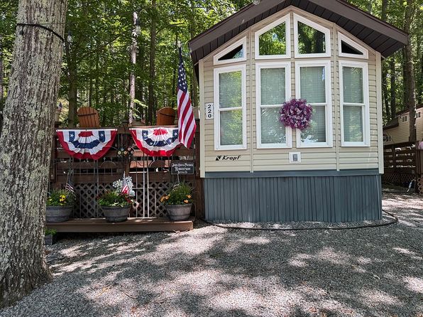 561 Fleming Dairy Rd #220