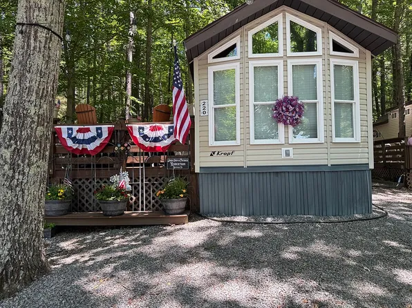 561 Fleming Dairy Rd #220, Littleton, NC 27850
