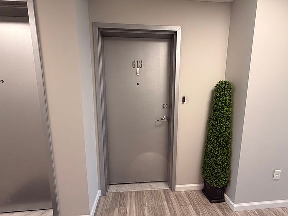 3rd image of 101 Richmond Ave #613