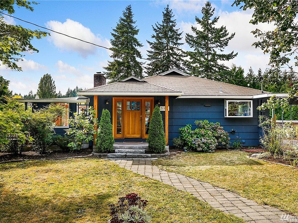 2nd image of 13721 19th Ave NE