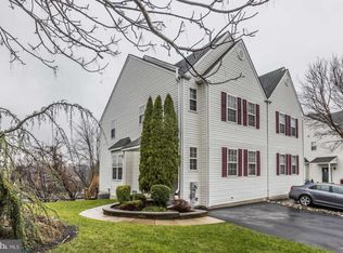 24 Steeplechase Cir, Aston, PA 19014