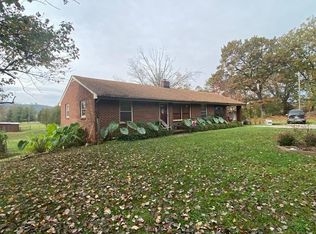 9876 Dickerson Mill Rd, Moneta, VA 24121