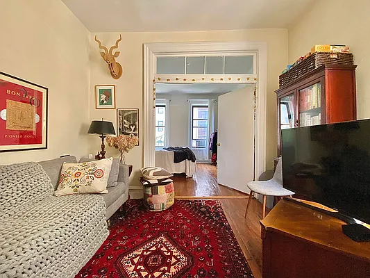 Rented by Oxford Property Group | media 14