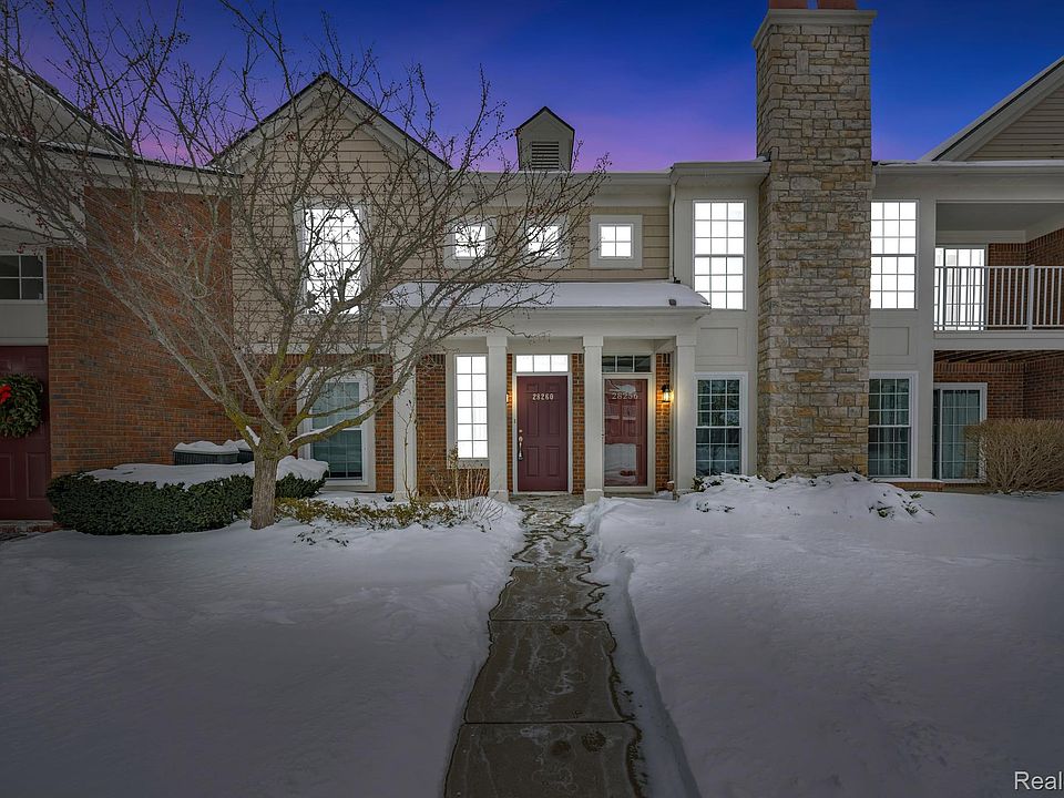 1st image of 28260 Oakmonte Cir E
