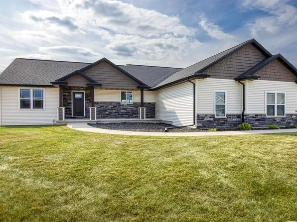 2085 W Sugar Ct, Appleton, WI 54913