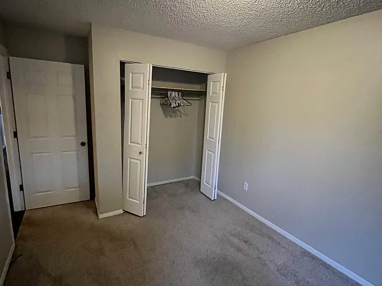 1470 W Alaska Pl — Photo 11