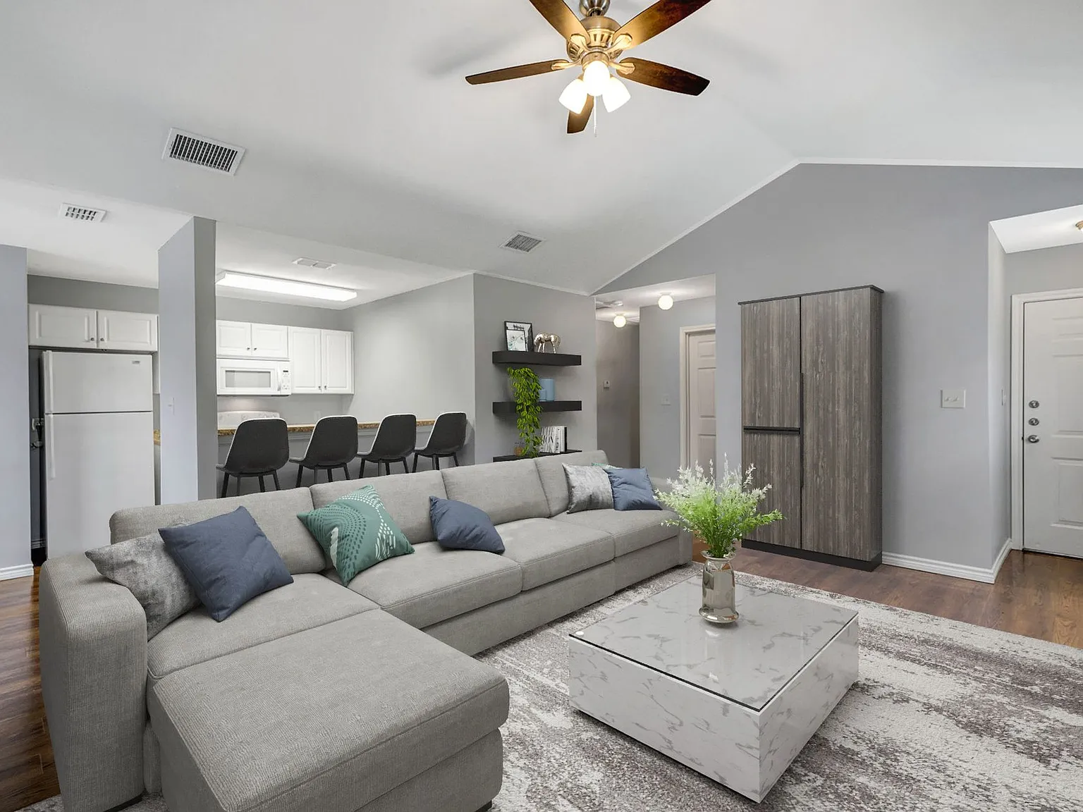 3 Bedroom 2 Bath Duplex at Mansion Creek in Tyler! 1/2 off first full months rent — Photo 3