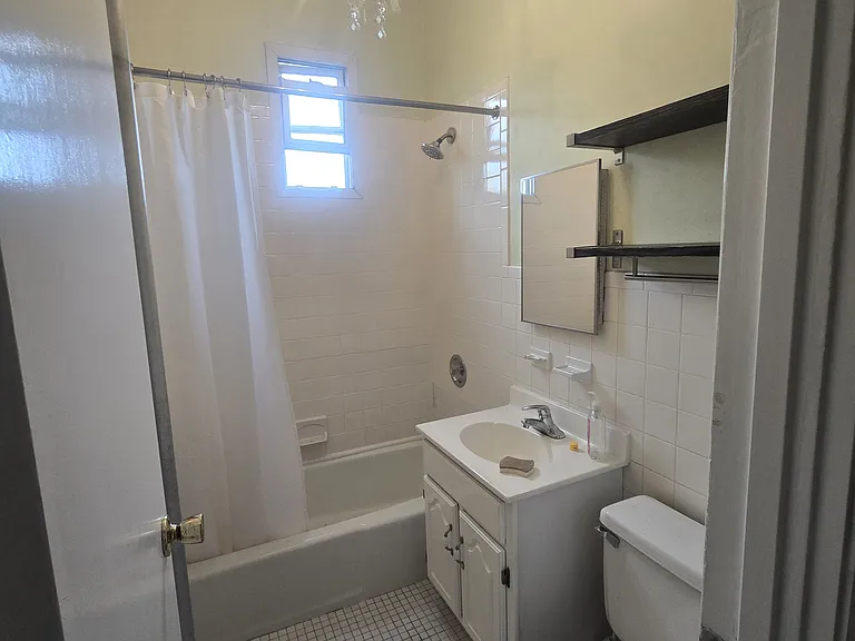18-26 26th Rd #2R — Photo 7