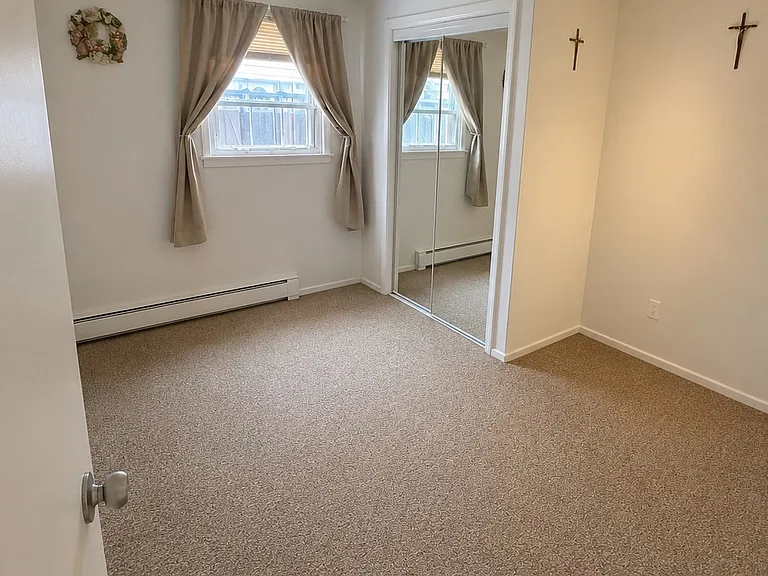 272 Davenport St #1 — Photo 8