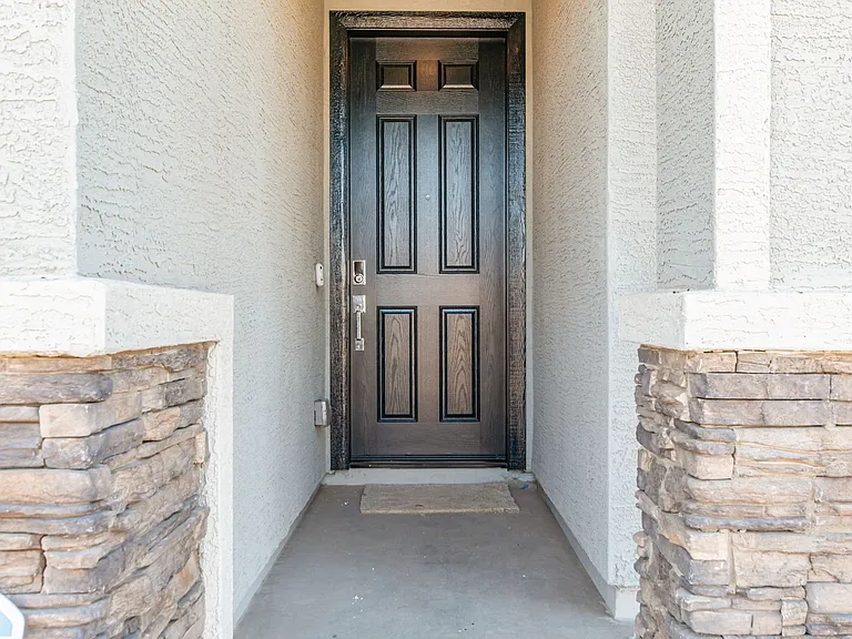 8821 W Agora Ln — Photo 3