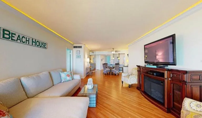 2110 Benjamin Franklin Dr #501 — Photo 11
