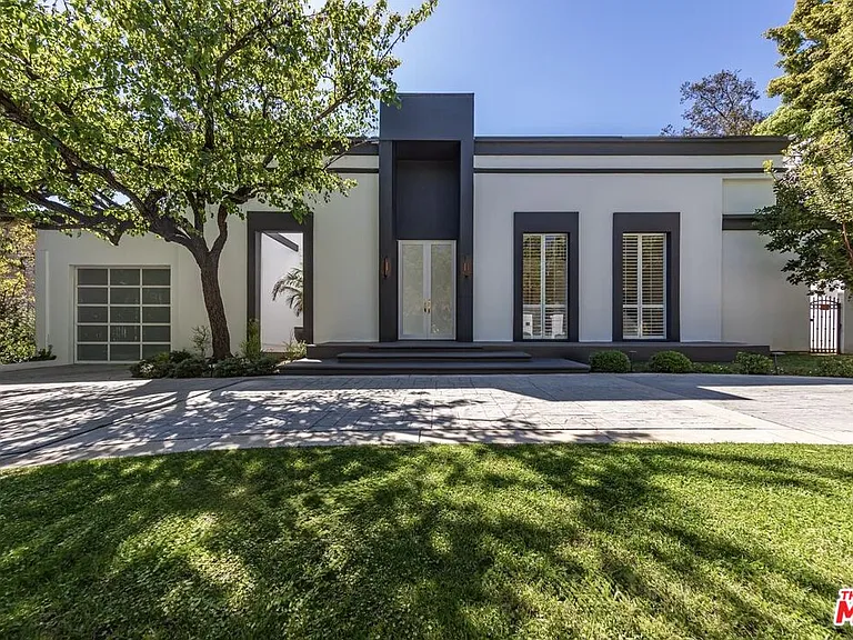 703 N Maple Dr — Photo 37