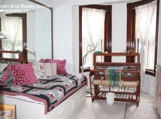 128 Saint Botolph St #1F, Boston, MA 02115