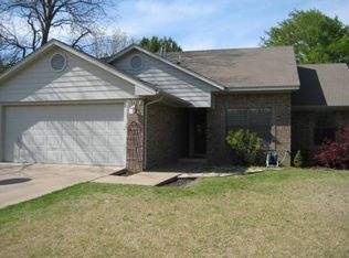 1909 Marsh Ln, Ardmore, OK 73401