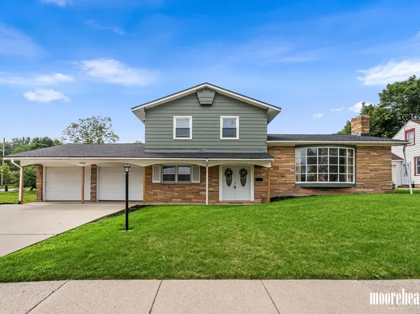 1860 Boston St SE, Grand Rapids, MI 49506