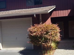25074 Lake Fenwick Rd #13, Kent, WA 98032