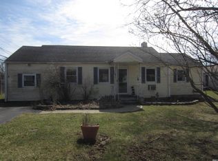 605 W Buckingham Dr, Marion, IN 46952