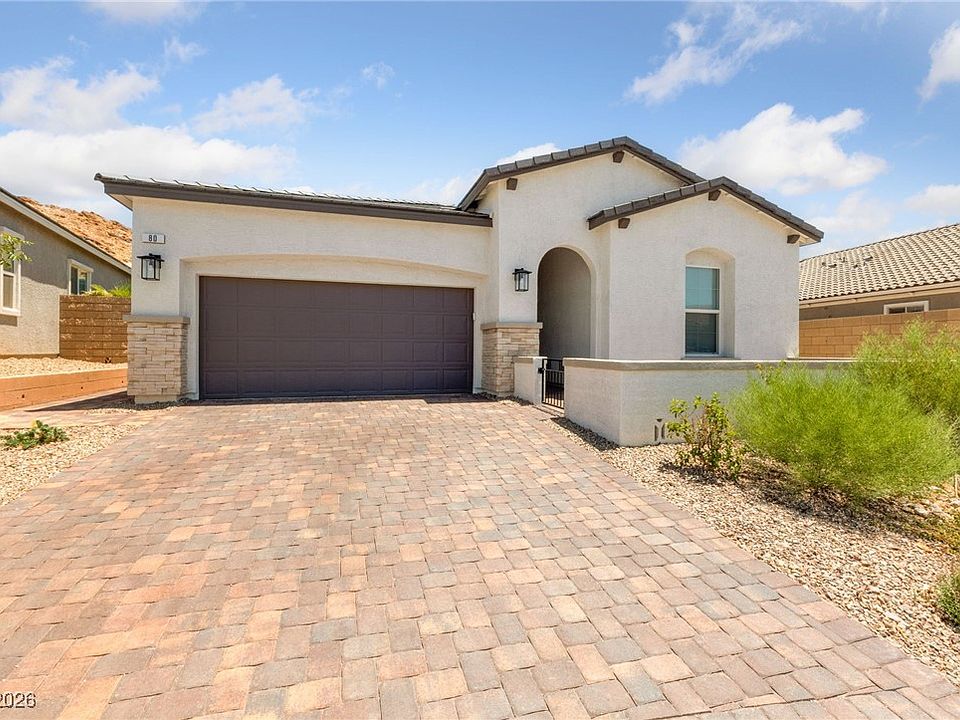 1st image of 80 Cathedral Wash Pl