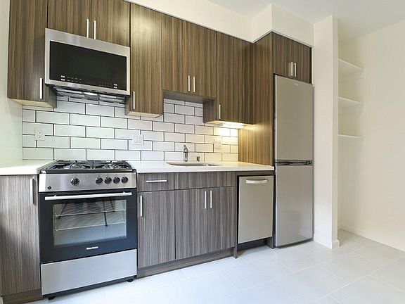 2nd image of 378 Grand Ave #58209fd08