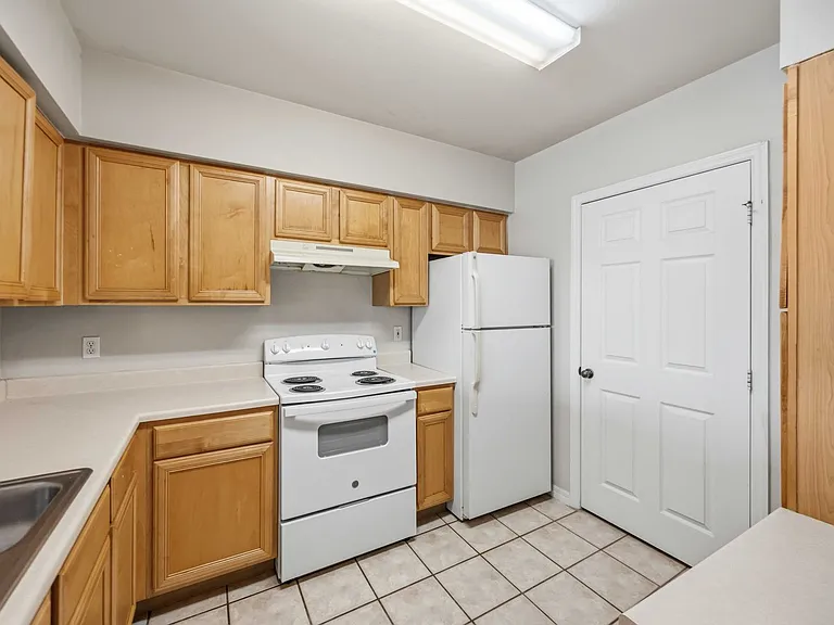 1195 Villagio Cir #203 — Photo 15