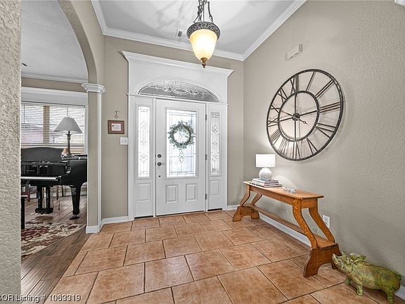 2nd image of 3401 Fairhaven Cv