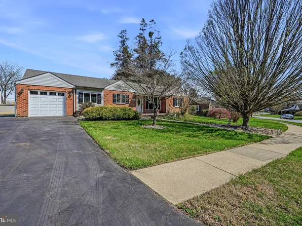 4616 Bailey Dr, Wilmington, DE 19808