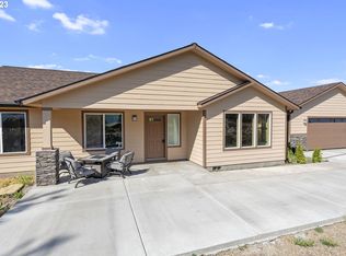 128 Ridge Dr, La Grande, OR 97850