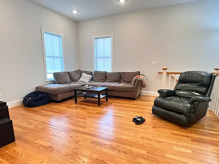 18 Murdock St #4 — Photo 5