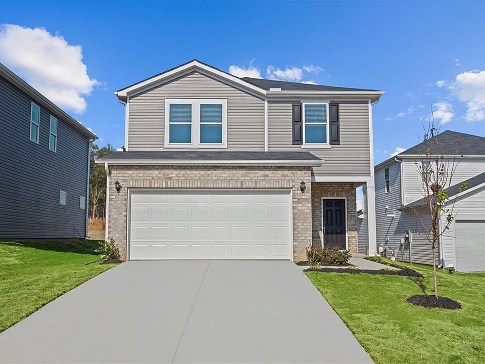 1st image of 658 Cozy Bluff Rd