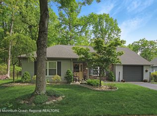 530 Petunia Ln N, Manchester Township, NJ 08759