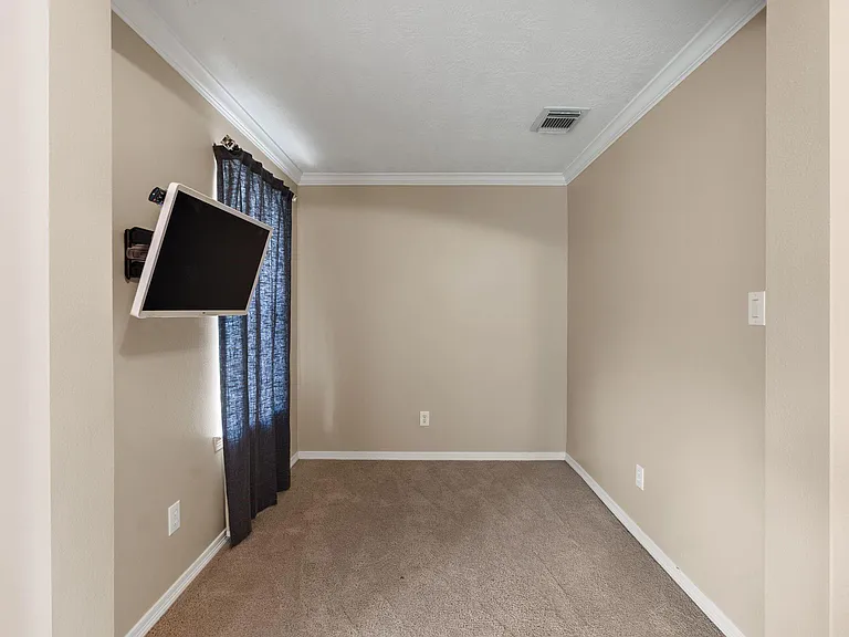 4223 Rose St — Photo 22
