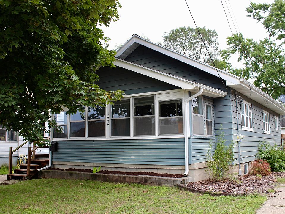 1st image of 1646 Delwood Ave SW