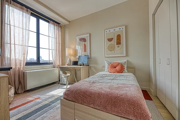 Rented by Sky View Parc Sales LLC | media 11