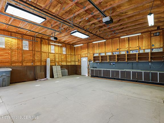 5th image of 470 Hampton Canyon Rd