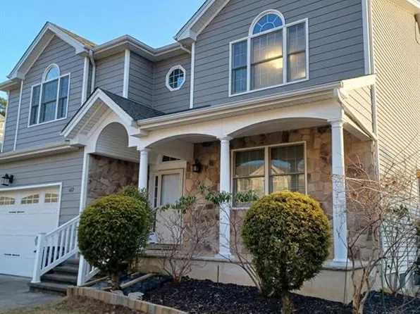 60 1st, Harrington Park, NJ 07640