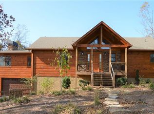 30 Lenox Trce, Mineral Bluff, GA 30559