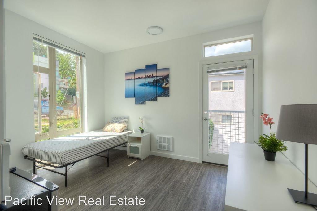 1340 15th Ave S Apartment Rentals Seattle Wa Zillow