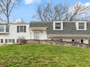 40 Saint Josephs Dr, Stirling, NJ 07980